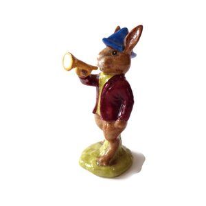 Royal Doulton Bunnykins Rise and Shine 1974 Bunny with Bugle Horn   3086